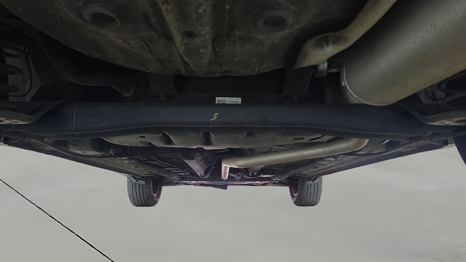 Used 2022 Kia Sonet HTX 1.5 Diesel Manual extra REAR UNDERBODY VIEW (TAKEN FROM REAR)