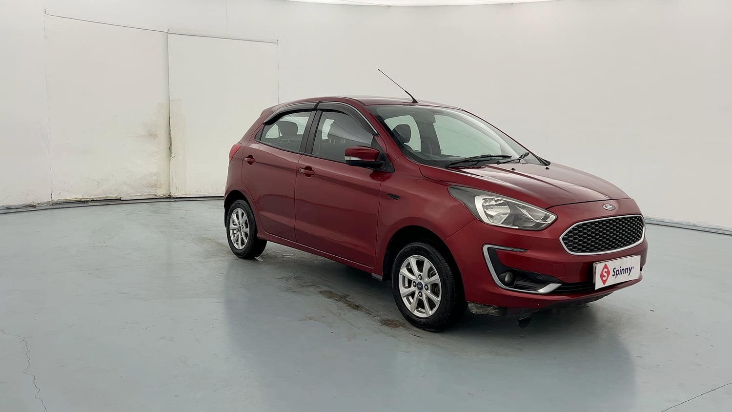 Used 2019 Ford Figo Titanium 1.2 Ti-VCT MT Petrol Manual exterior RIGHT FRONT CORNER VIEW