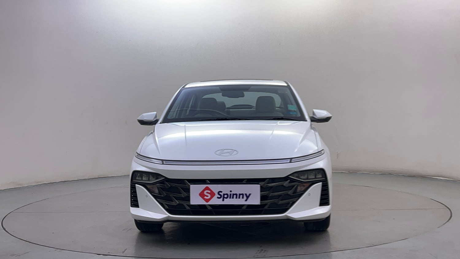 Used 2024 Hyundai Verna SX (O)1.5 Petrol MT Petrol Manual exterior FRONT VIEW