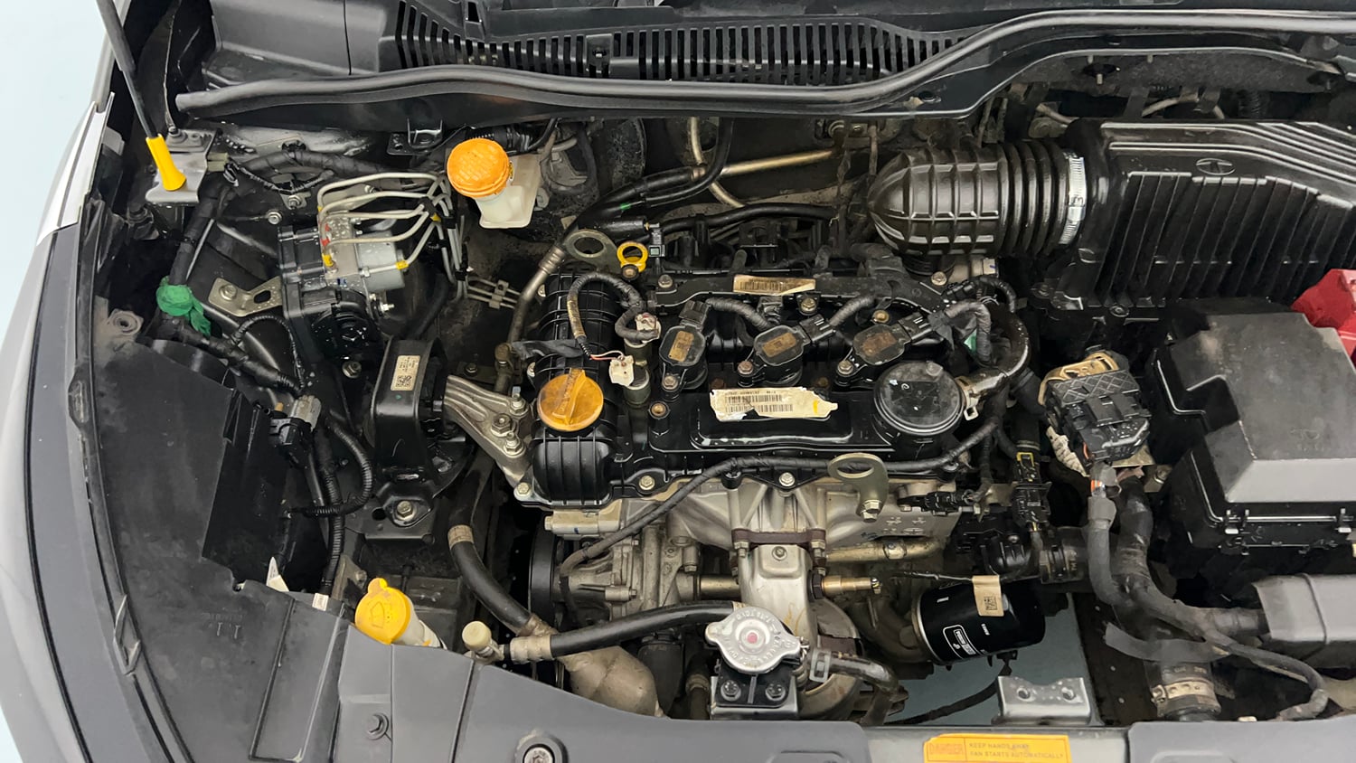 Used 2022 Tata Altroz XZ Petrol Petrol Manual engine ENGINE RIGHT SIDE VIEW