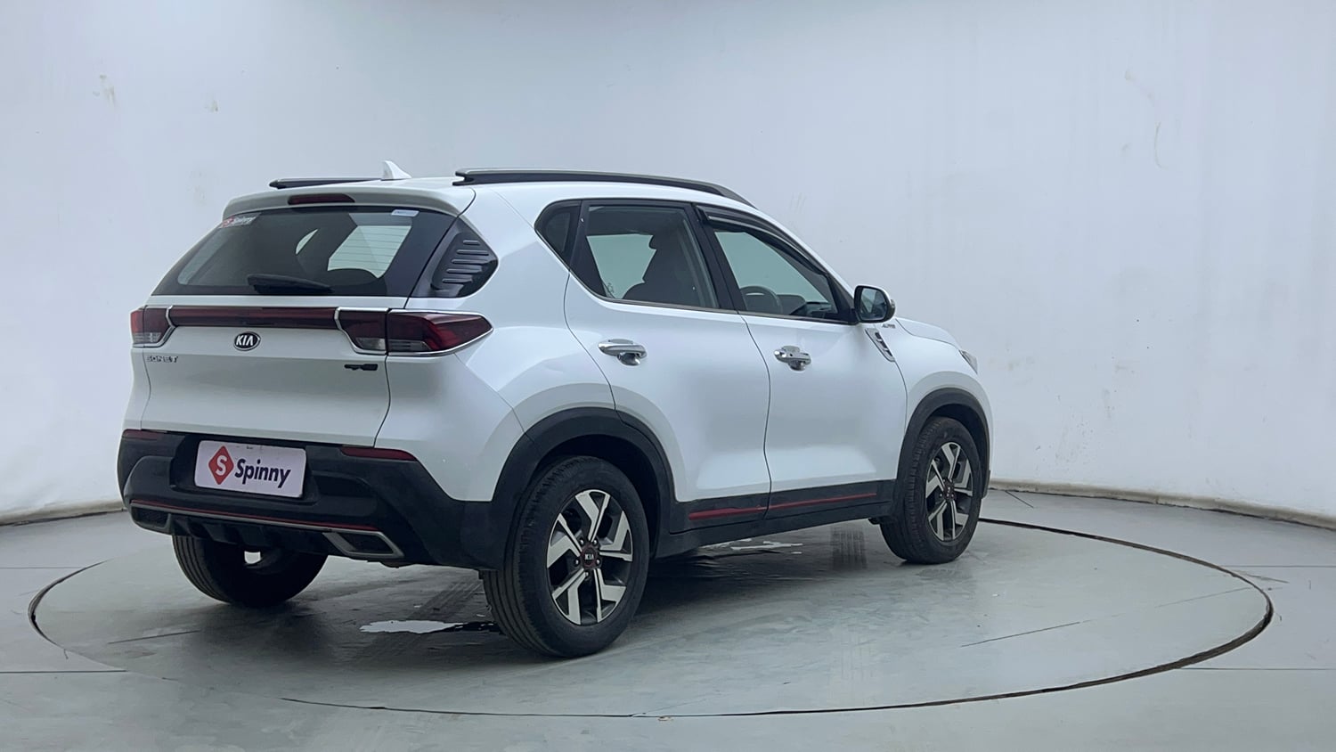 Used 2020 Kia Sonet GTX Plus 1.5 AT Diesel Automatic exterior RIGHT REAR CORNER VIEW
