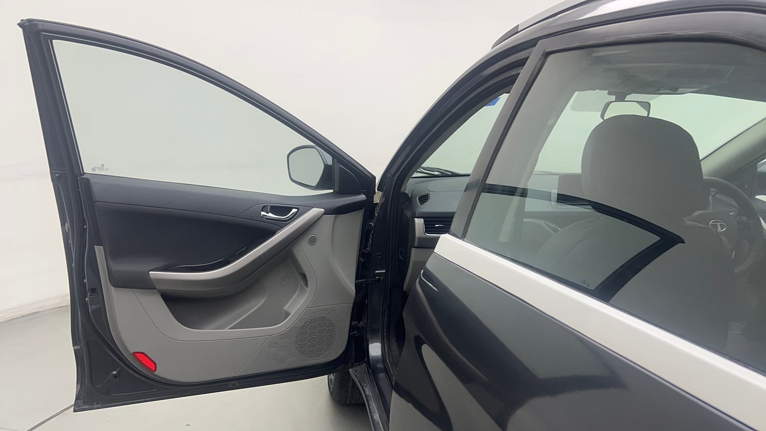 Used 2018 Tata Nexon XZA Plus Petrol Petrol Automatic interior LEFT FRONT DOOR OPEN VIEW