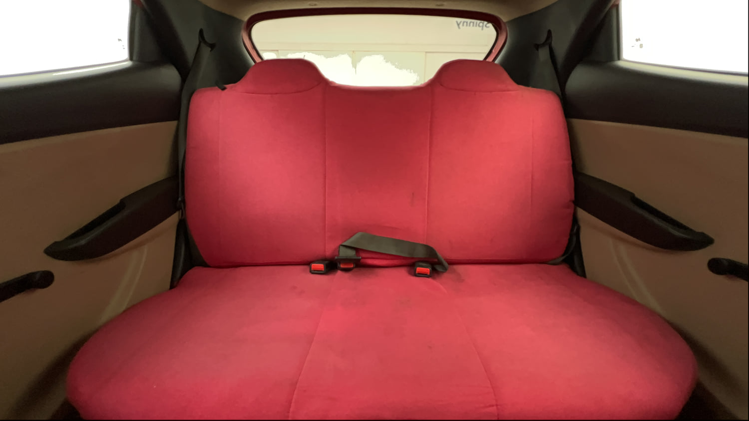 Used 2015 Hyundai Eon Era Petrol Manual interior REAR SEAT CONDITION VIEW