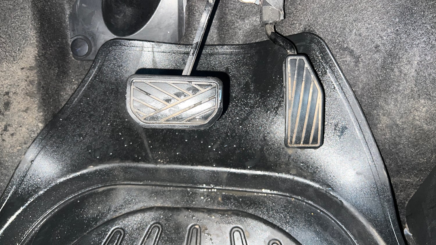 Used 2023 Maruti Suzuki Ignis Alpha 1.2 AMT Petrol Automatic interior PEDALS VIEW