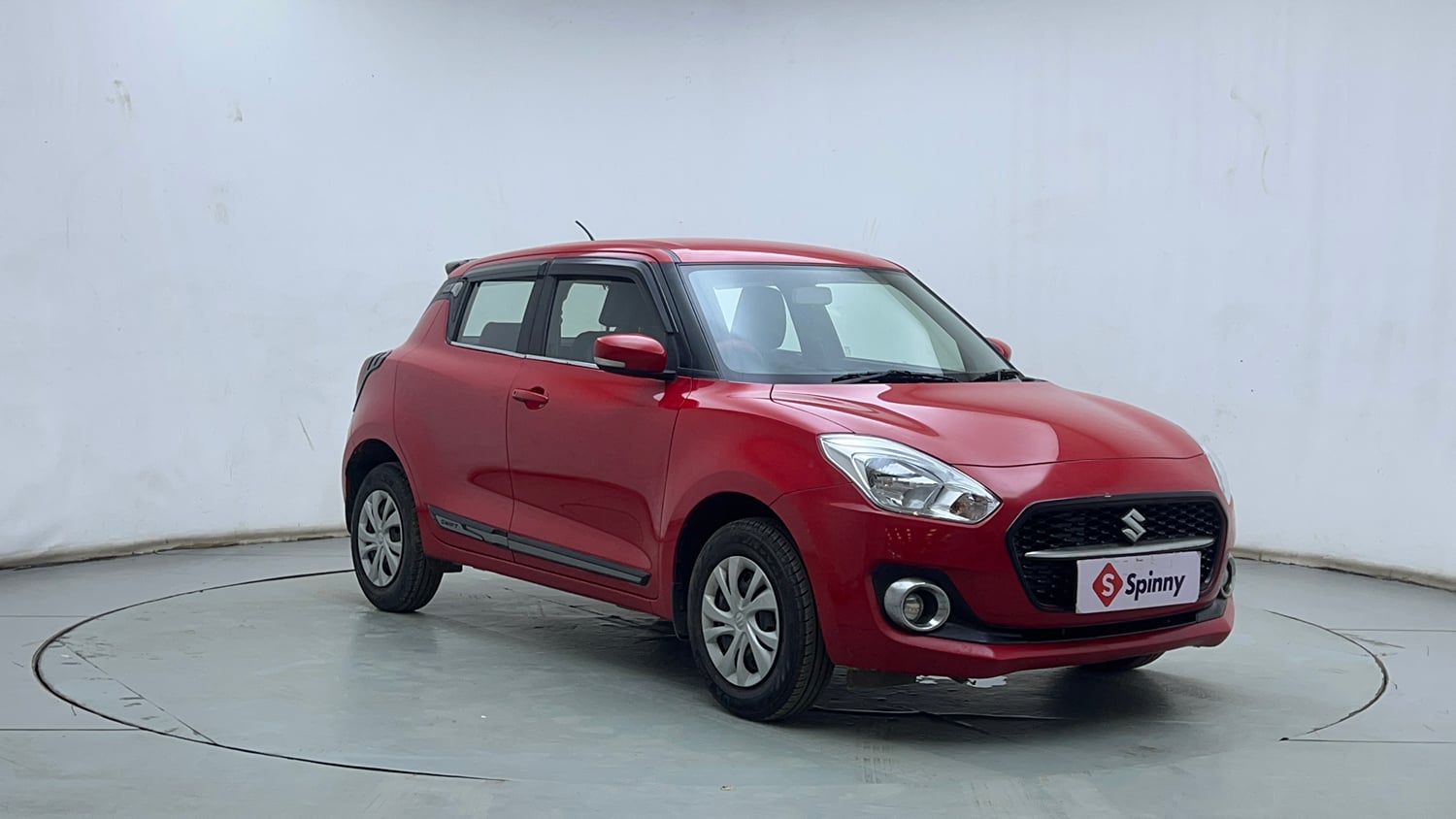 Used 2023 Maruti Suzuki Swift VXi Petrol Manual exterior RIGHT FRONT CORNER VIEW