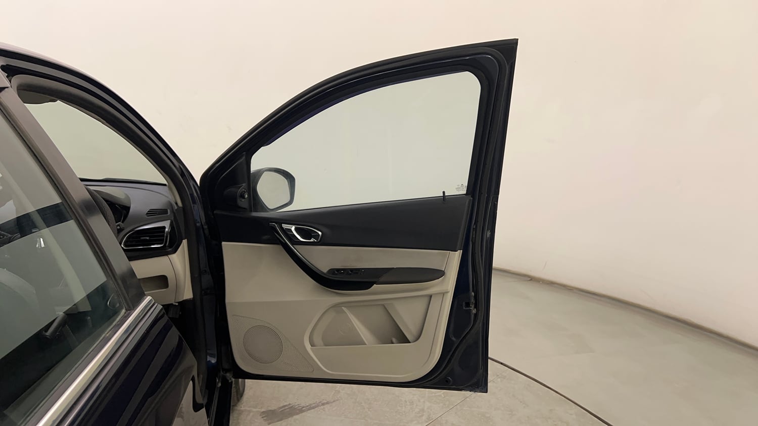 Used 2022 Tata Tigor XZ Plus Petrol Manual interior RIGHT FRONT DOOR OPEN VIEW