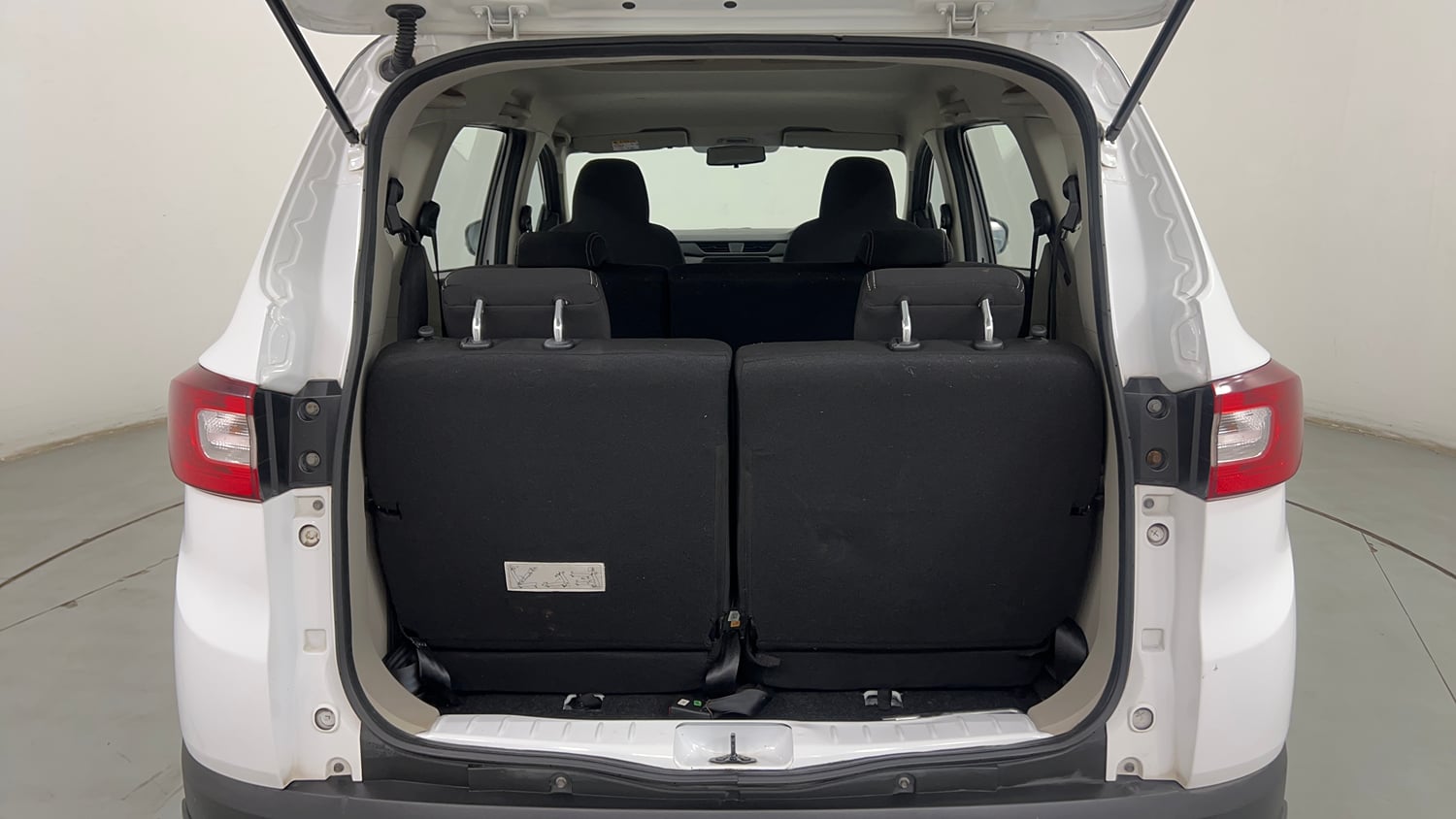 Used 2022 Renault Triber RXT EASY-R AMT Petrol Automatic interior DICKY INSIDE VIEW