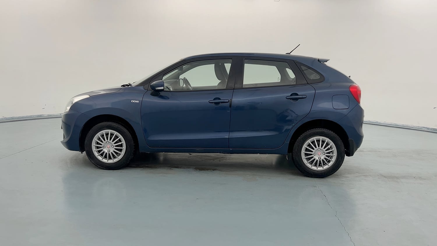Used 2017 Maruti Suzuki Baleno Delta 1.3 Diesel Manual exterior LEFT SIDE VIEW