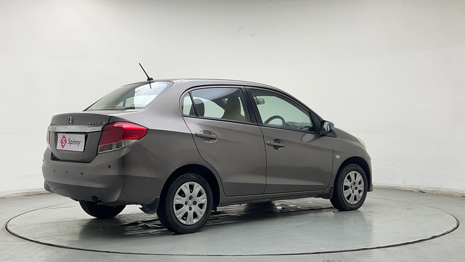 Used 2013 Honda Amaze 1.2 S i-VTEC Petrol Manual exterior RIGHT REAR CORNER VIEW