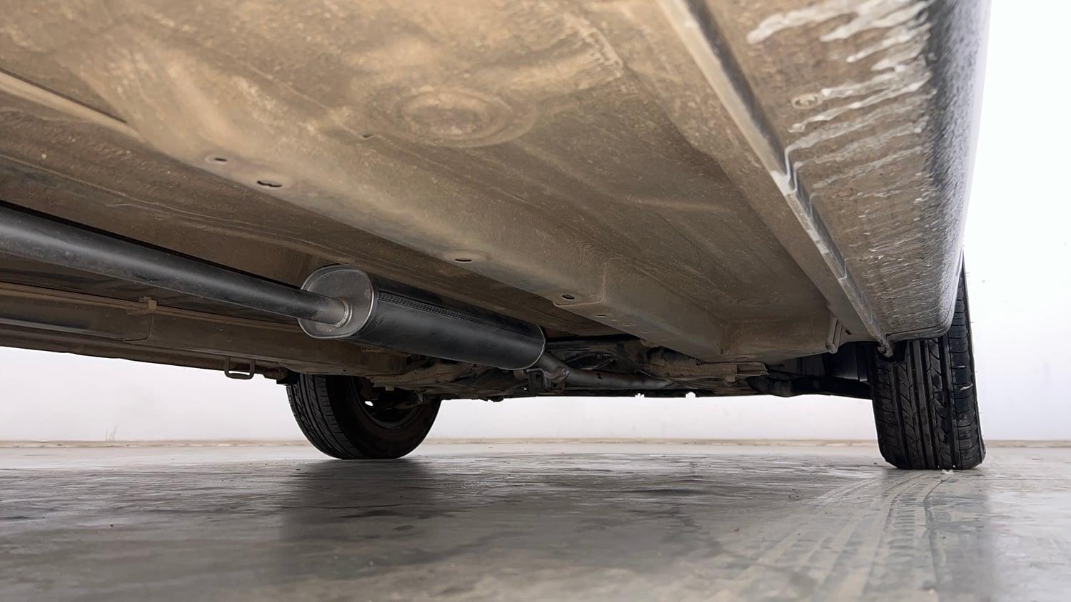 Used 2017 Maruti Suzuki Celerio VXi Petrol Manual extra REAR RIGHT UNDERBODY VIEW