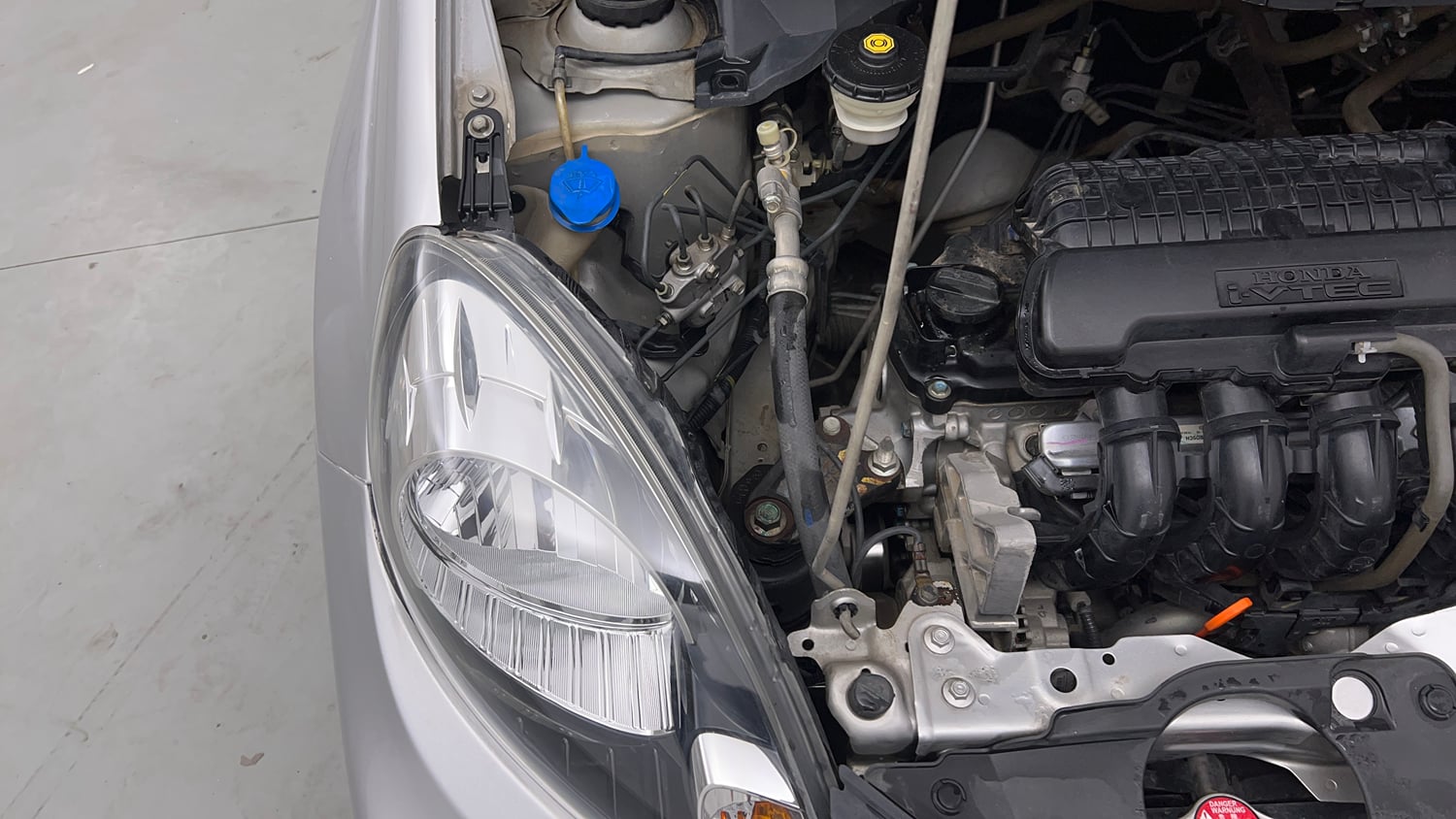 Used 2017 Honda Amaze 1.2 S i-VTEC Petrol Manual engine ENGINE RIGHT SIDE VIEW
