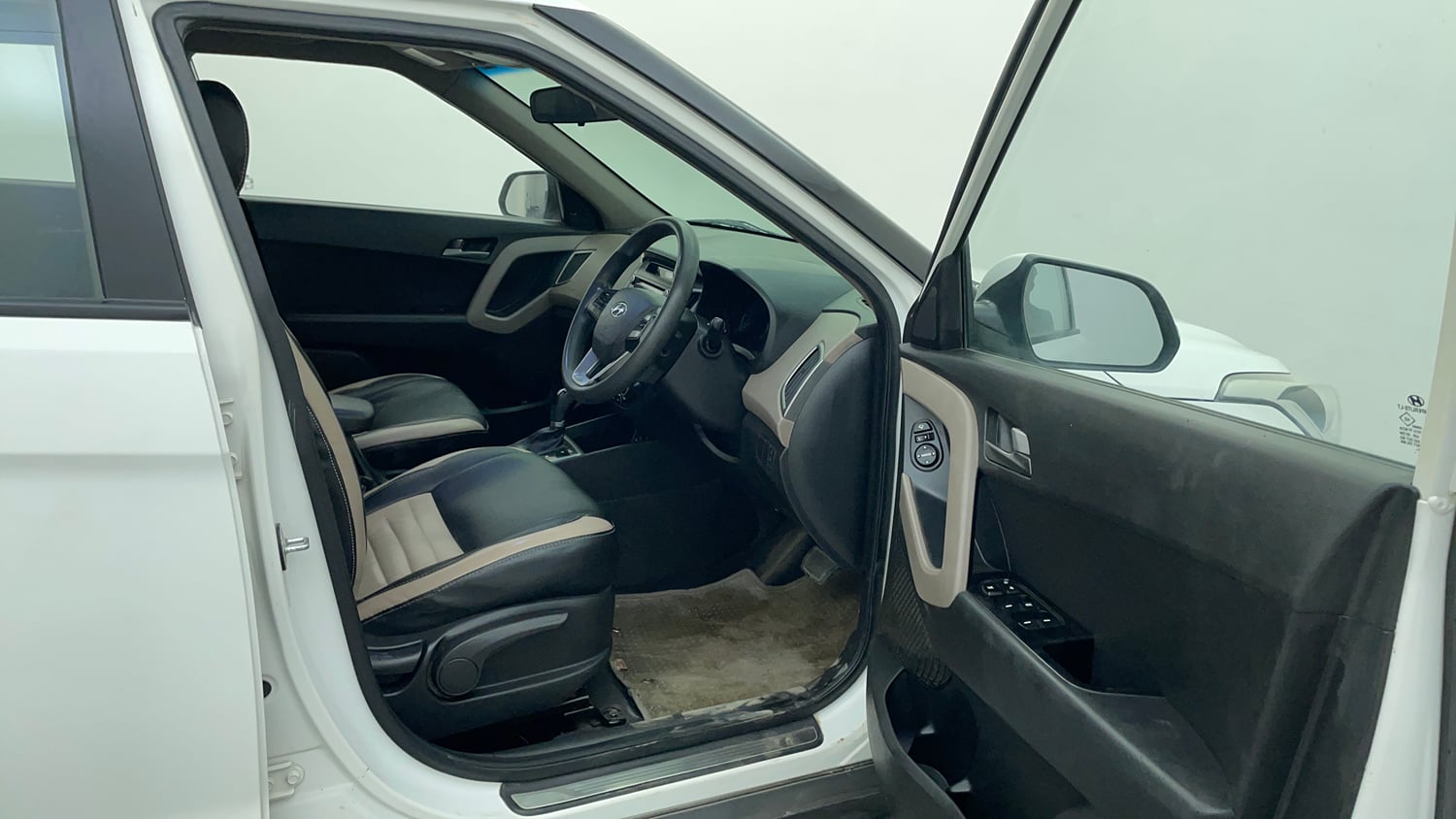 Used 2016 Hyundai Creta 1.6 SX Plus AT Diesel Automatic interior RIGHT SIDE FRONT DOOR CABIN VIEW