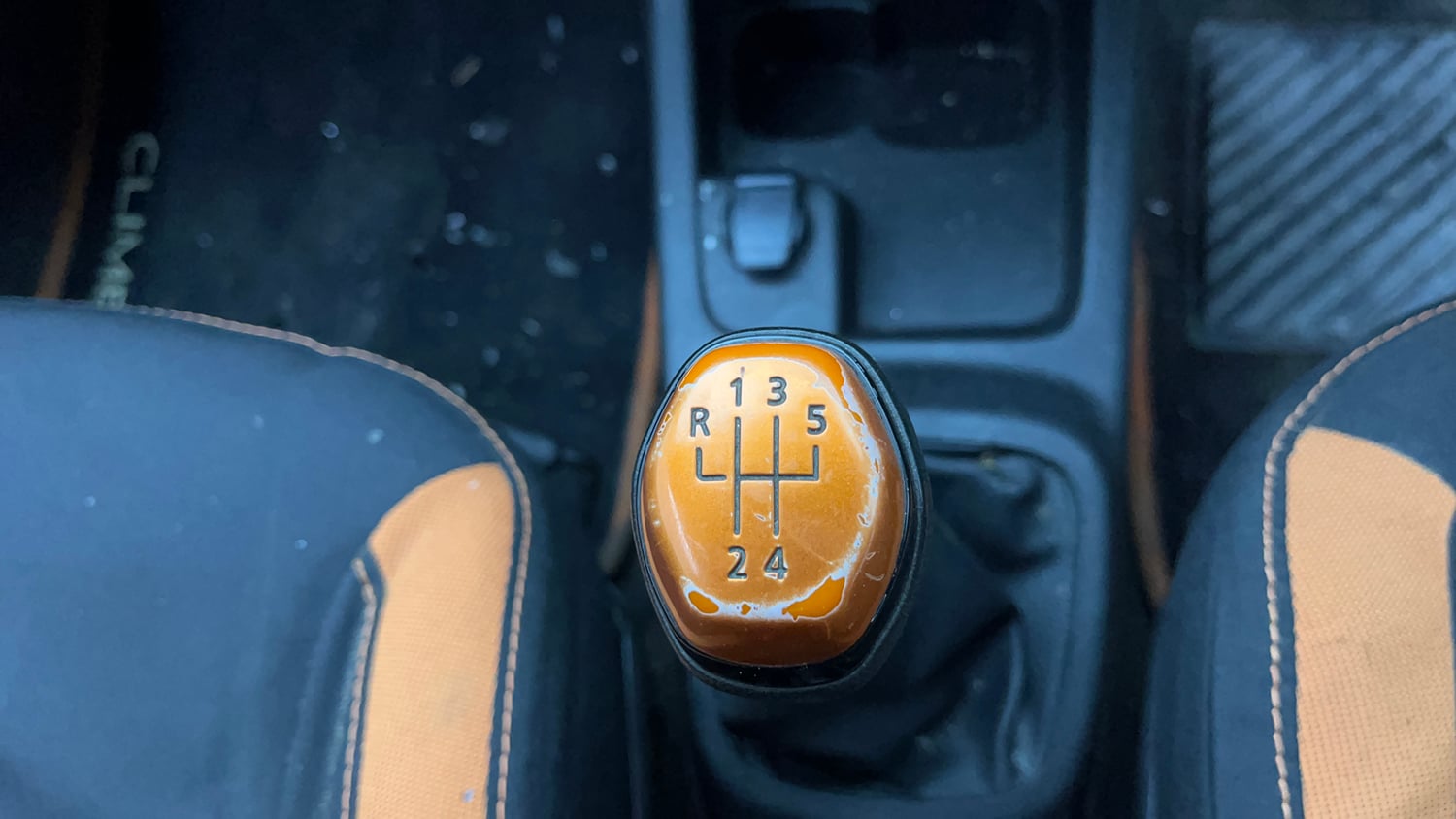 Used 2019 Renault Kwid CLIMBER 1.0 Petrol Manual interior GEAR  KNOB VIEW