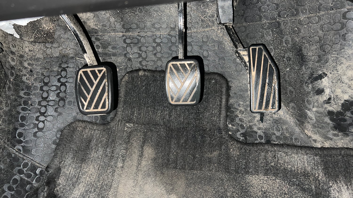 Used 2022 Maruti Suzuki Baleno Delta Petrol Manual interior PEDALS VIEW