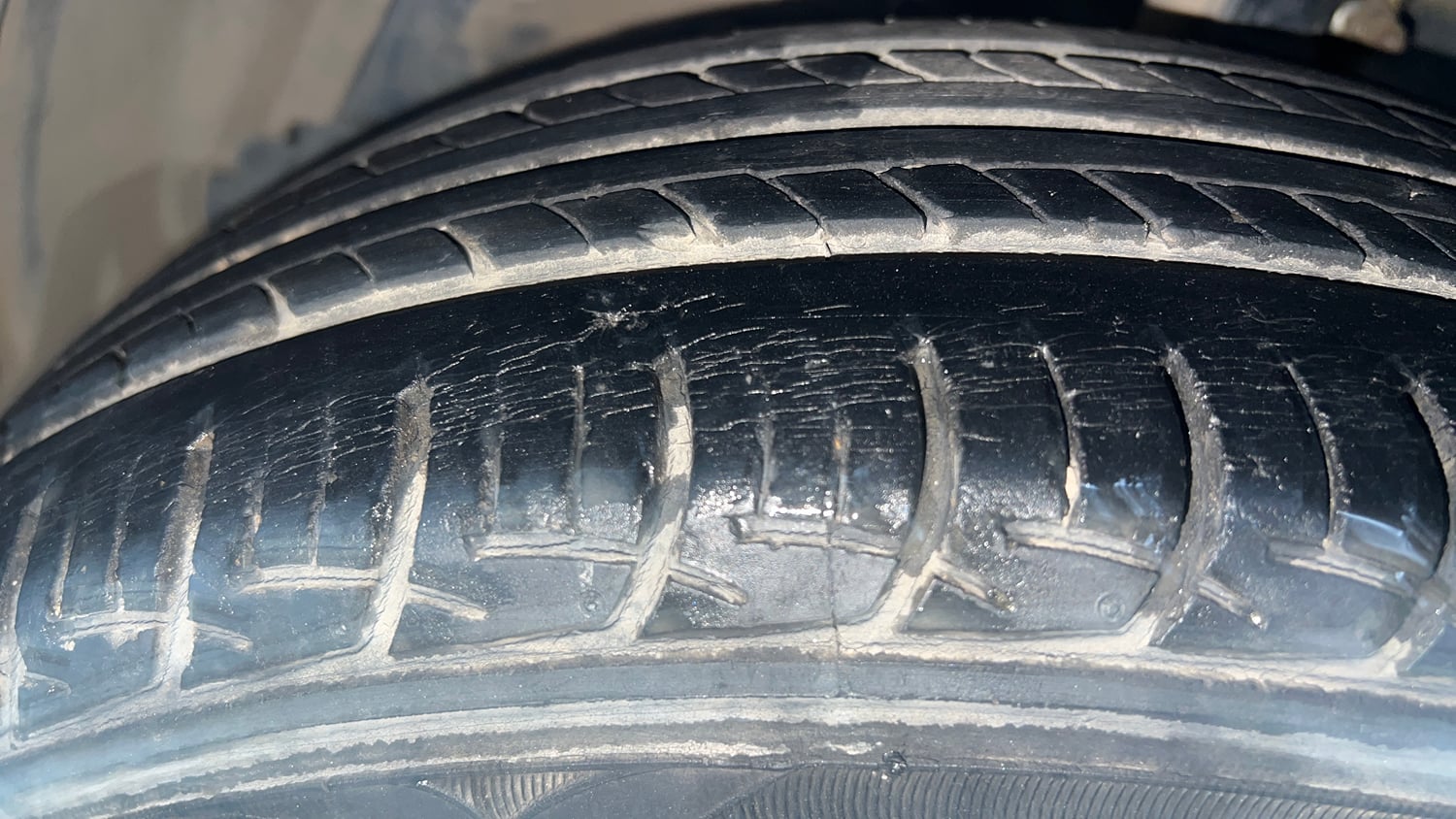 Used 2020 Maruti Suzuki Ciaz Delta Hybrid 1.5 Petrol Manual tyres LEFT FRONT TYRE TREAD VIEW
