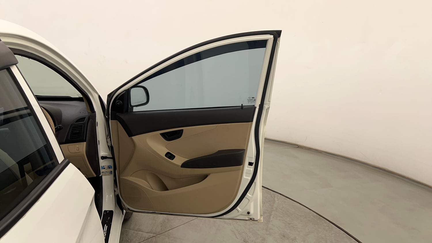 Used 2018 Hyundai Eon Magna + Petrol Manual interior RIGHT FRONT DOOR OPEN VIEW