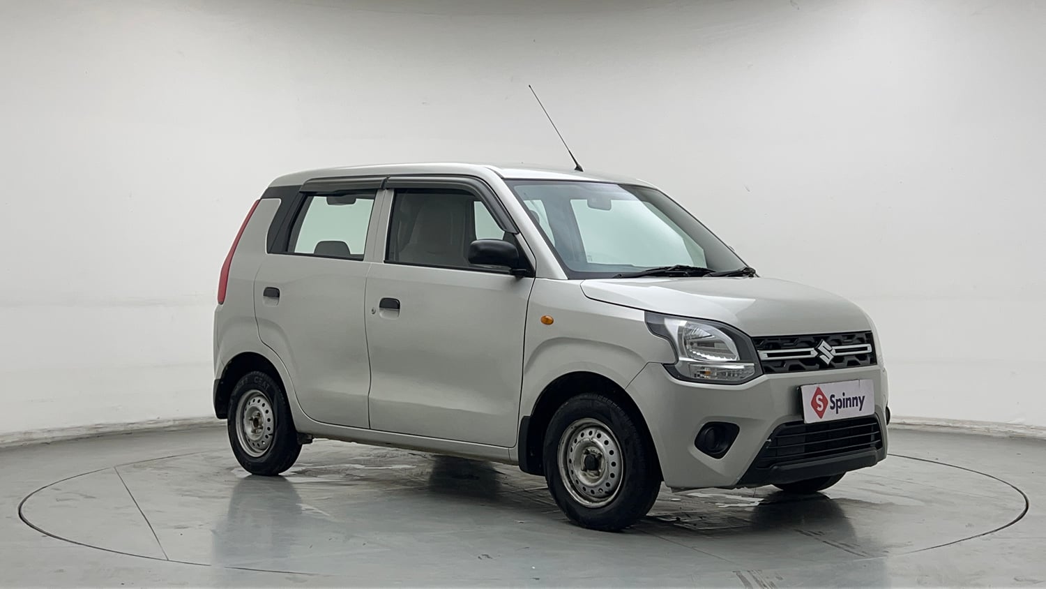 Used 2020 Maruti Suzuki Wagon R 1.0 LXi 1.0 Petrol Manual exterior RIGHT FRONT CORNER VIEW
