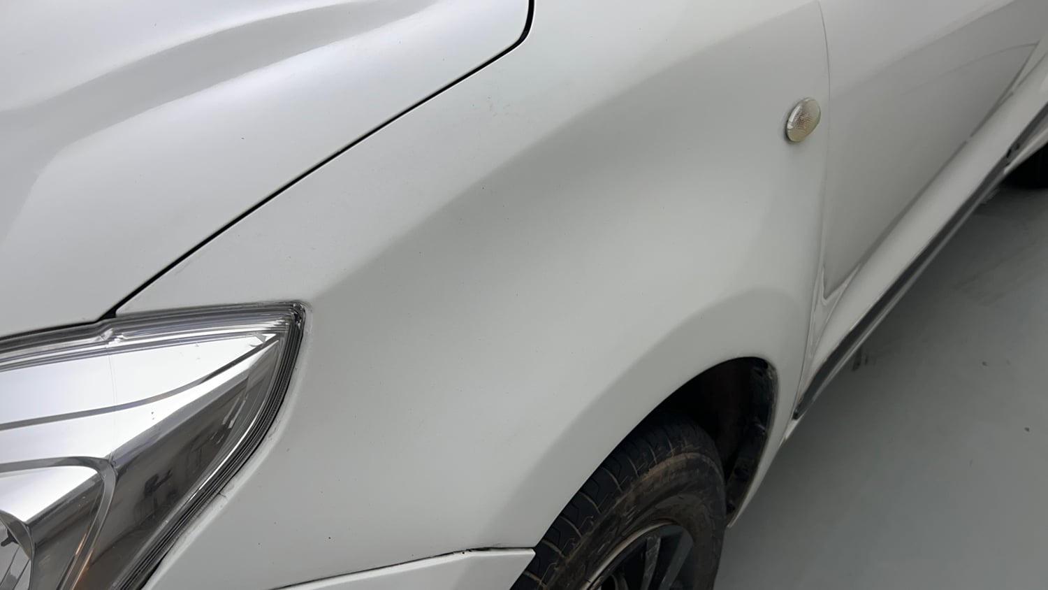 Used 2022 Maruti Suzuki Swift LXi Petrol Manual dents MINOR SCRATCH