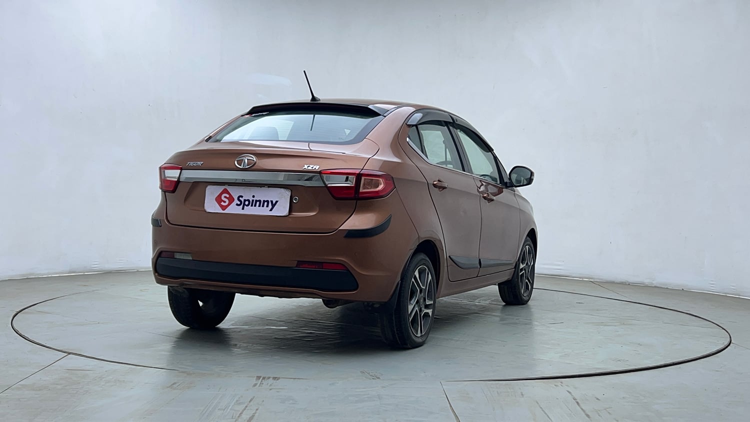 Used 2018 Tata Tigor Revotron XZA Petrol Automatic exterior RIGHT REAR CORNER VIEW