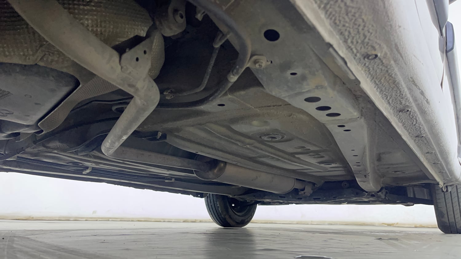 Used 2023 Maruti Suzuki Wagon R ZXI 1.2 AGS Petrol Automatic extra REAR RIGHT UNDERBODY VIEW
