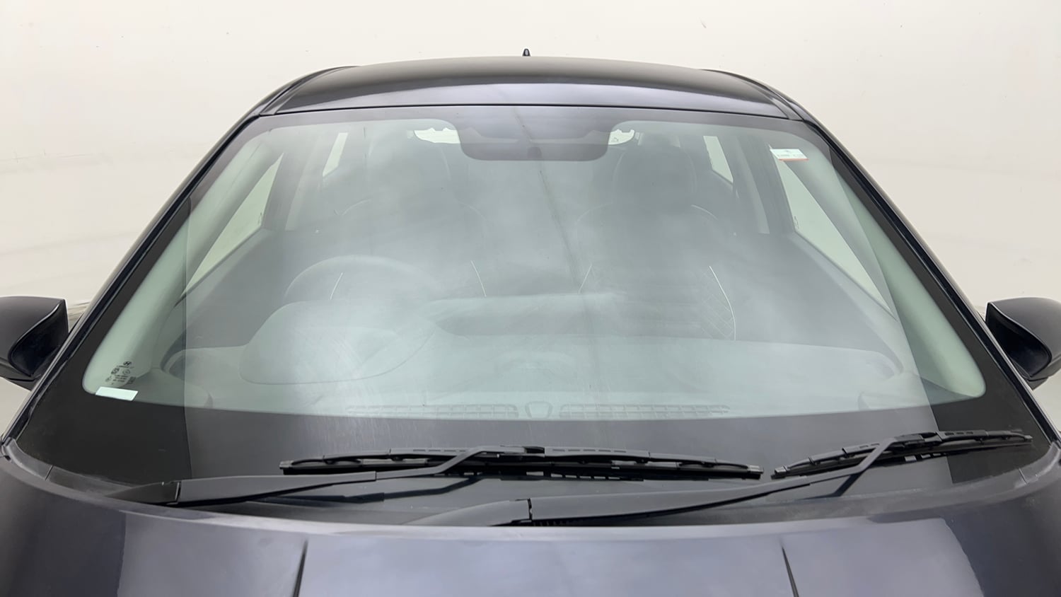 Used 2020 Hyundai i20 Sportz 1.2 MT Petrol Manual exterior FRONT WINDSHIELD VIEW