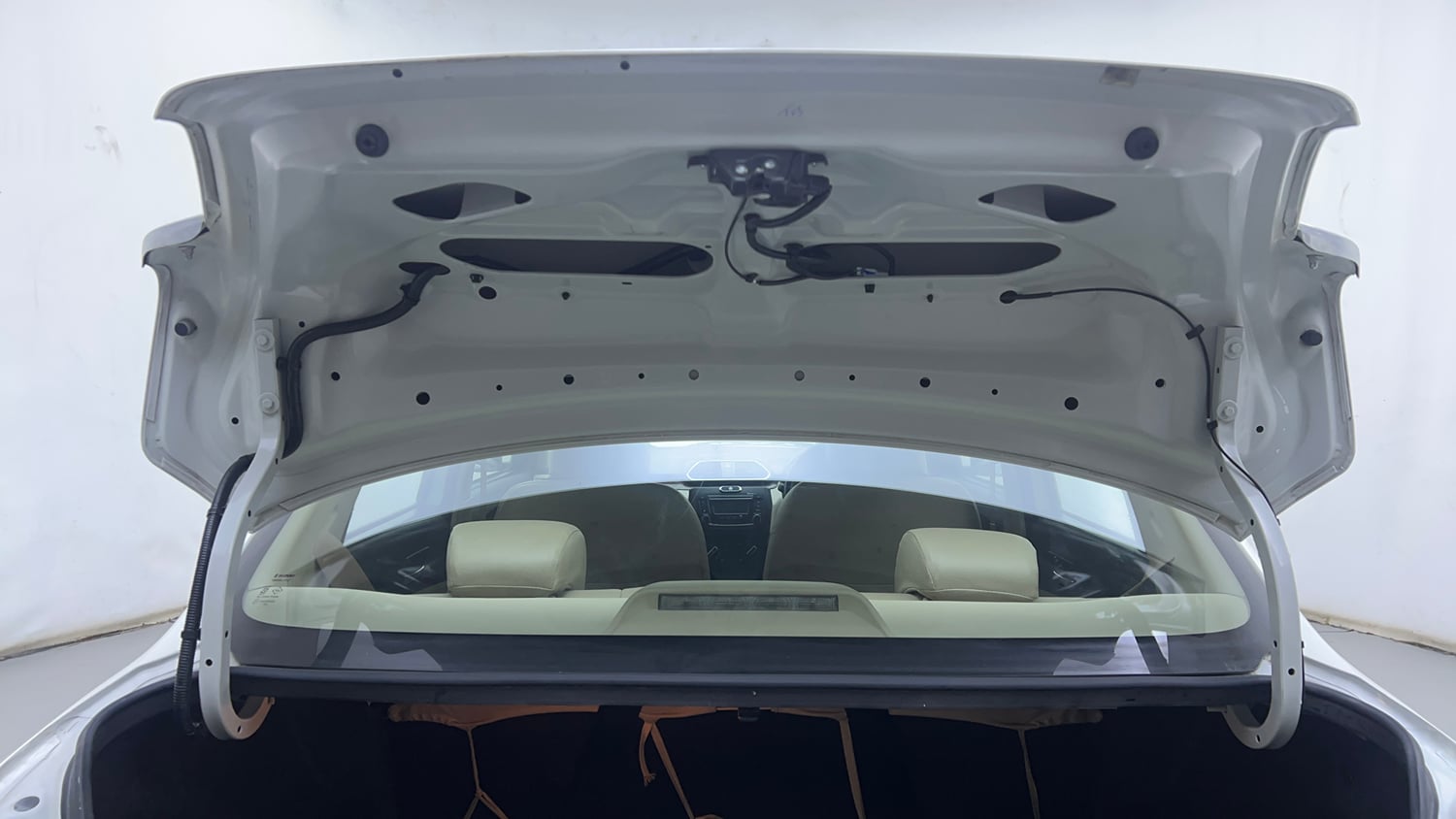 Used 2019 Maruti Suzuki Dzire VXi AMT Petrol Automatic interior DICKY DOOR OPEN VIEW