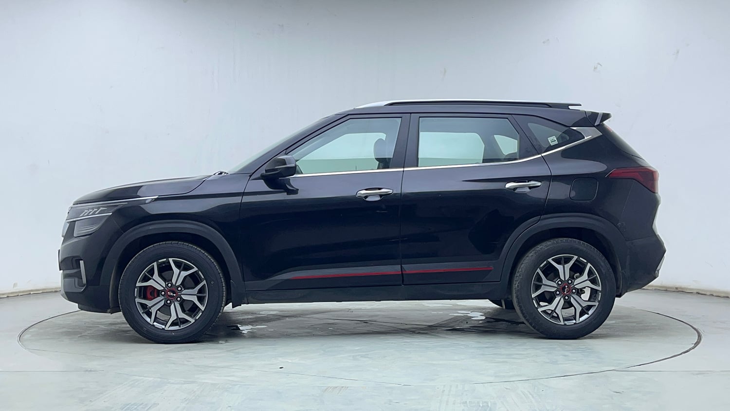 Used 2022 Kia Seltos GTX Plus 1.4 DCT Petrol Automatic exterior LEFT SIDE VIEW