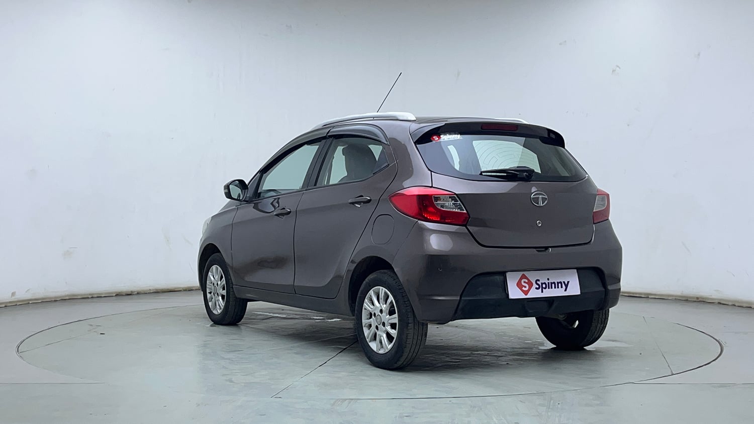Used 2018 Tata Tiago Revotron XZA Petrol Automatic exterior LEFT REAR CORNER VIEW