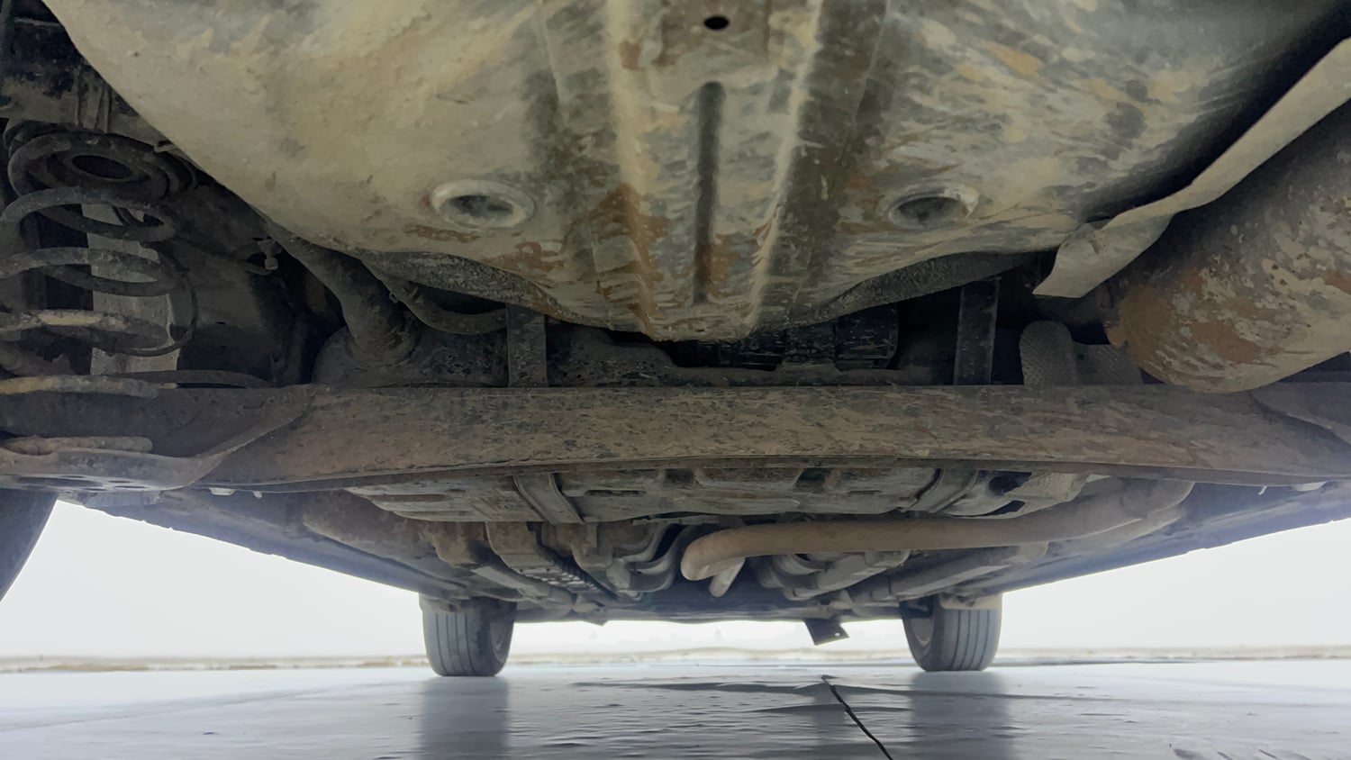 Used 2017 Hyundai Elite i20 Asta 1.2 Petrol Manual extra REAR UNDERBODY VIEW (TAKEN FROM REAR)