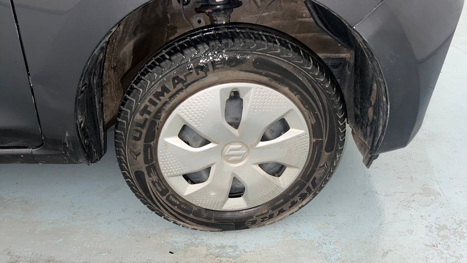 Used 2023 Maruti Suzuki Alto K10 VXi Plus Petrol Manual tyres RIGHT FRONT TYRE RIM VIEW
