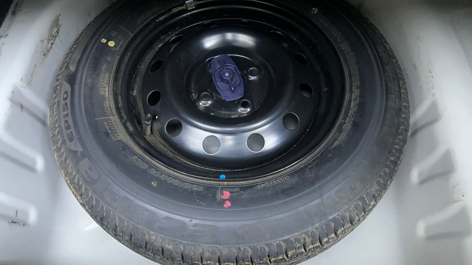 Used 2019 Maruti Suzuki Dzire VXi AMT Petrol Automatic tyres SPARE TYRE VIEW