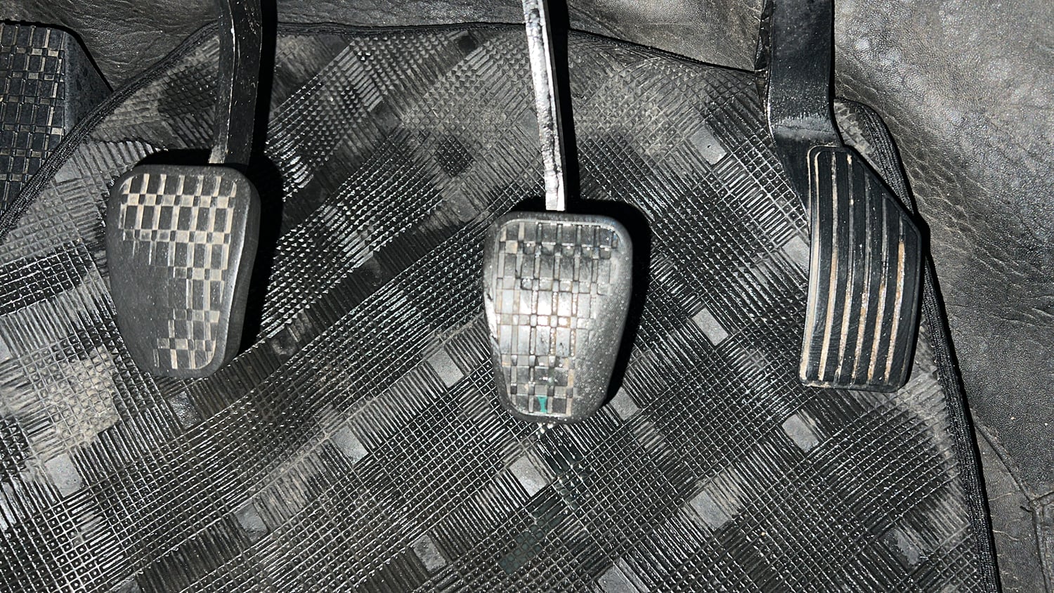Used 2022 Tata Altroz XZ Petrol Petrol Manual interior PEDALS VIEW