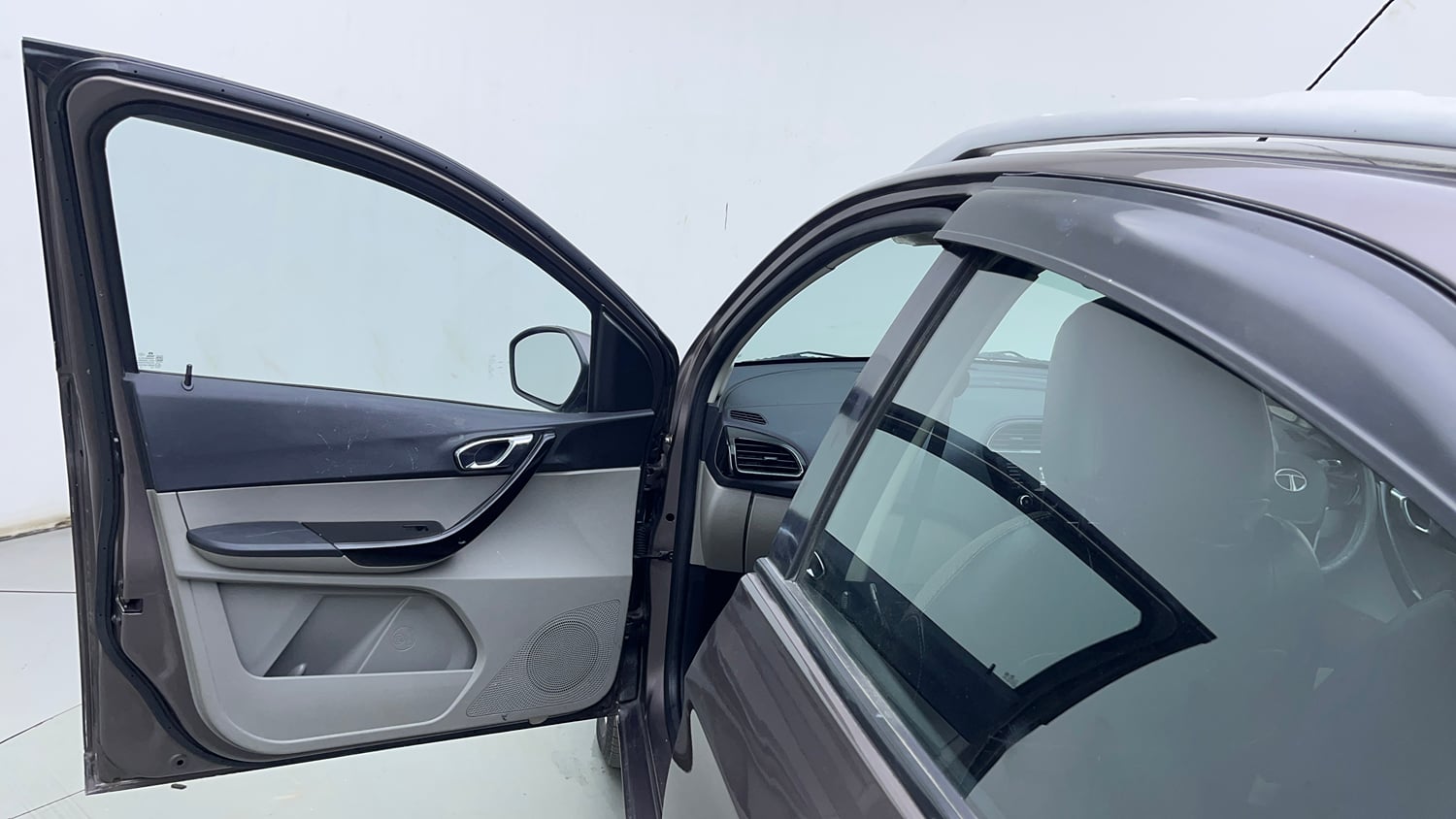 Used 2018 Tata Tiago Revotron XZA Petrol Automatic interior LEFT FRONT DOOR OPEN VIEW