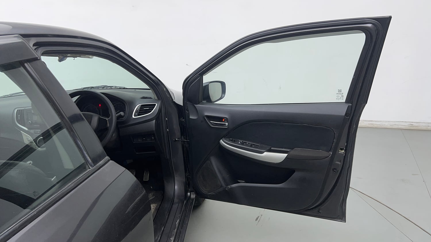 Used 2017 Maruti Suzuki Baleno Delta 1.2 Petrol Manual interior RIGHT FRONT DOOR OPEN VIEW