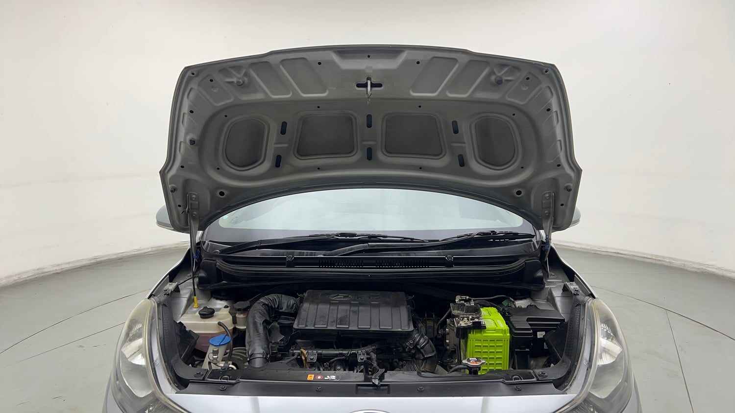 Used 2020 Hyundai Aura SX 1.2 Petrol Petrol Manual engine ENGINE & BONNET OPEN FRONT VIEW
