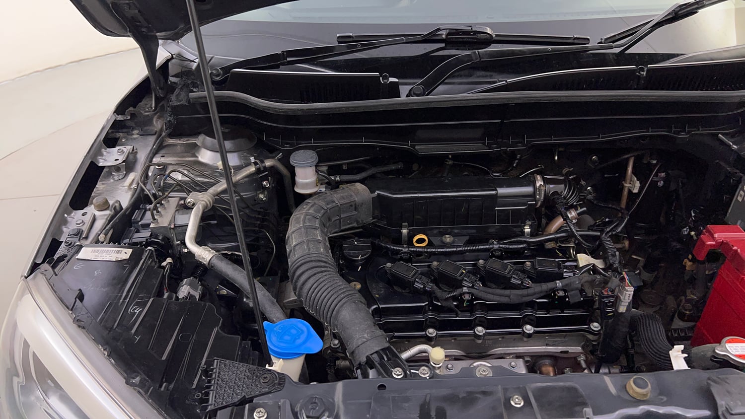 Used 2021 Toyota Urban Cruiser High Grade MT Petrol Manual engine ENGINE RIGHT SIDE HINGE & APRON VIEW