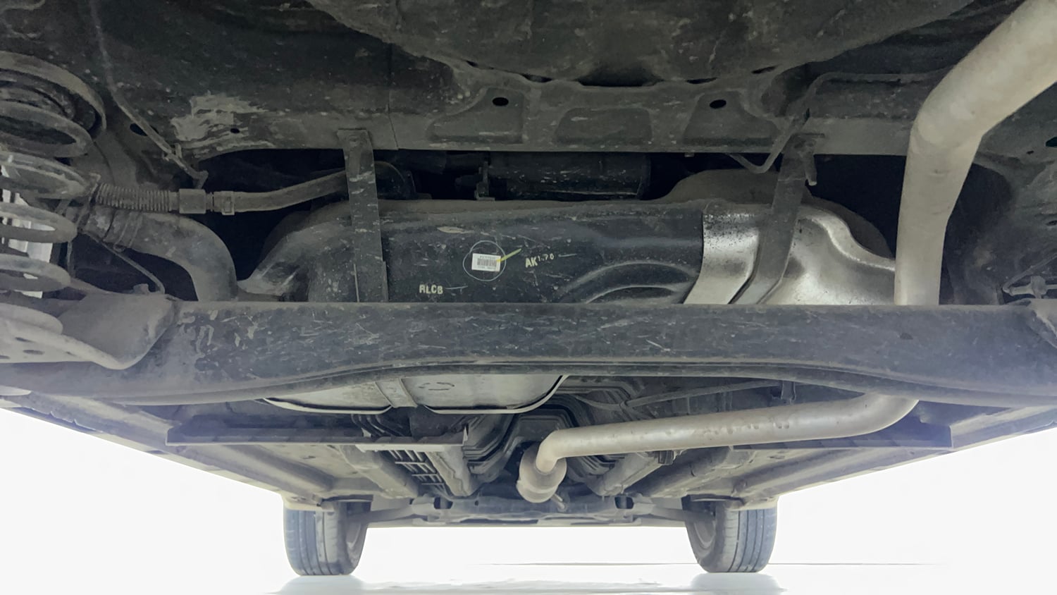 Used 2022 kia Seltos HTX 1.5 IVT Petrol Automatic extra REAR UNDERBODY VIEW (TAKEN FROM REAR)