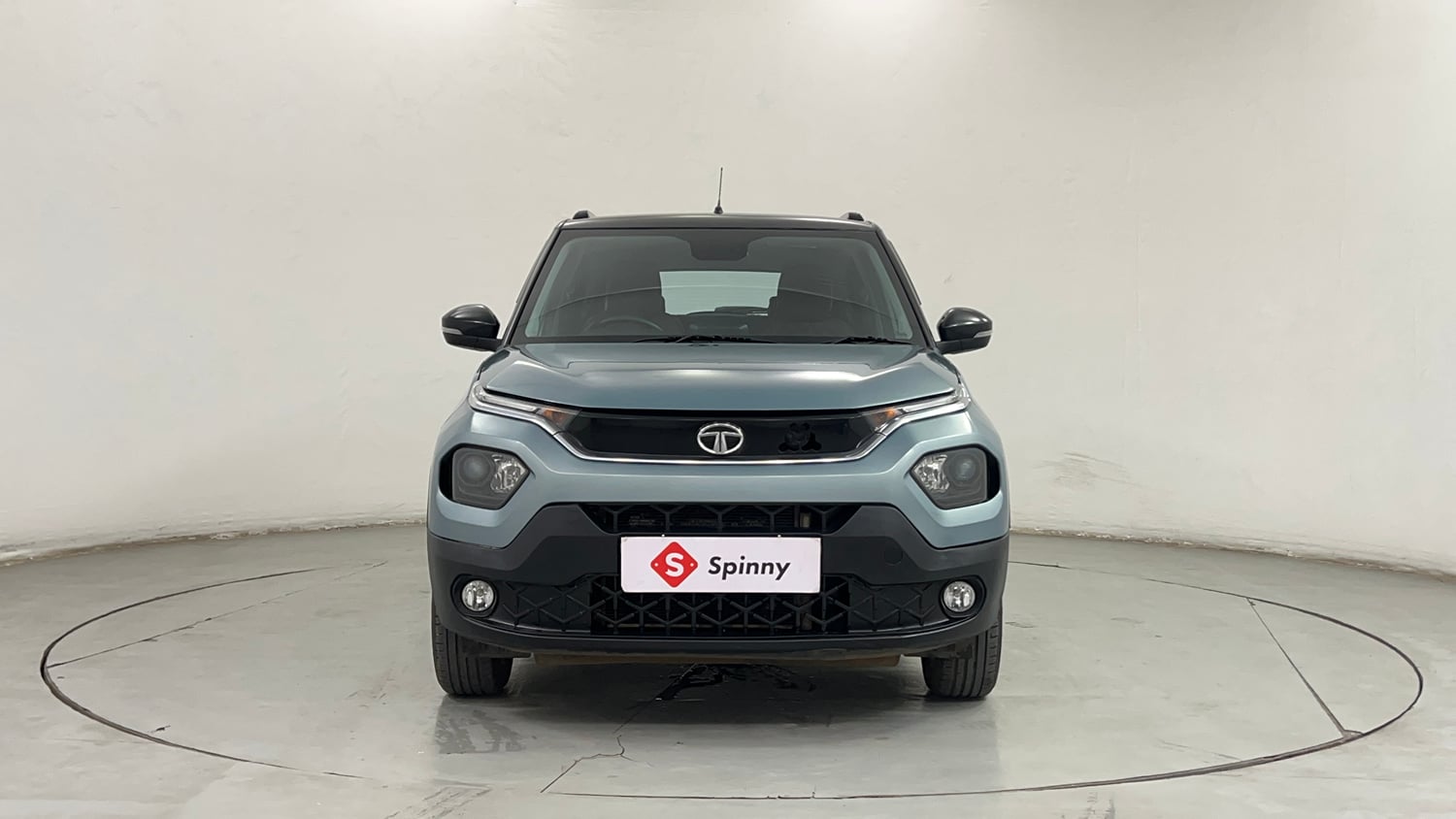 Used 2023 Tata Punch Creative Dual Tone Petrol Manual exterior FRONT VIEW