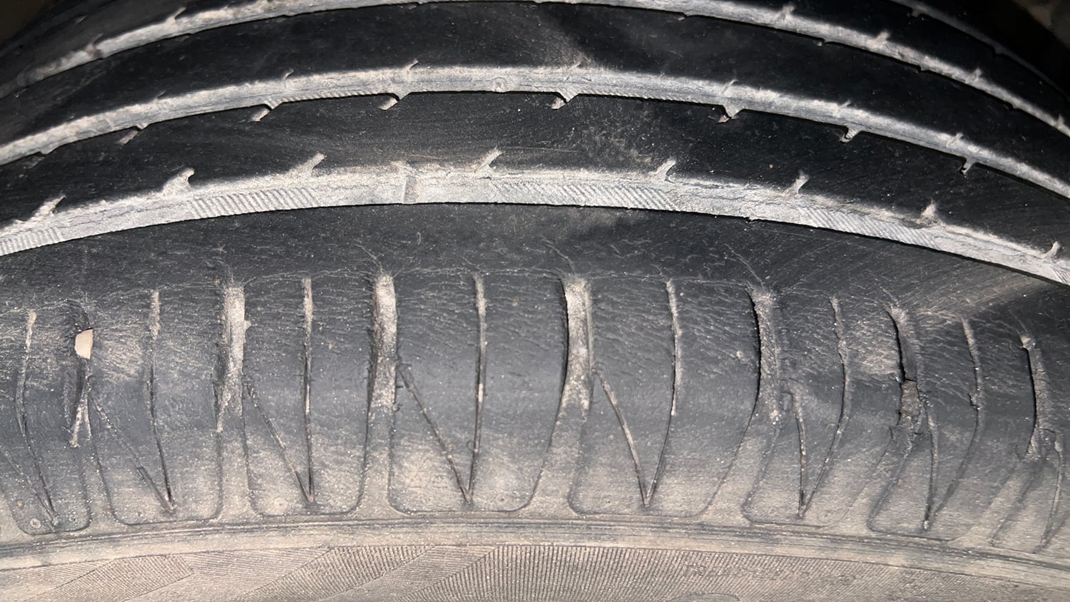 Used 2021 Toyota Urban Cruiser High Grade MT Petrol Manual tyres RIGHT FRONT TYRE TREAD VIEW
