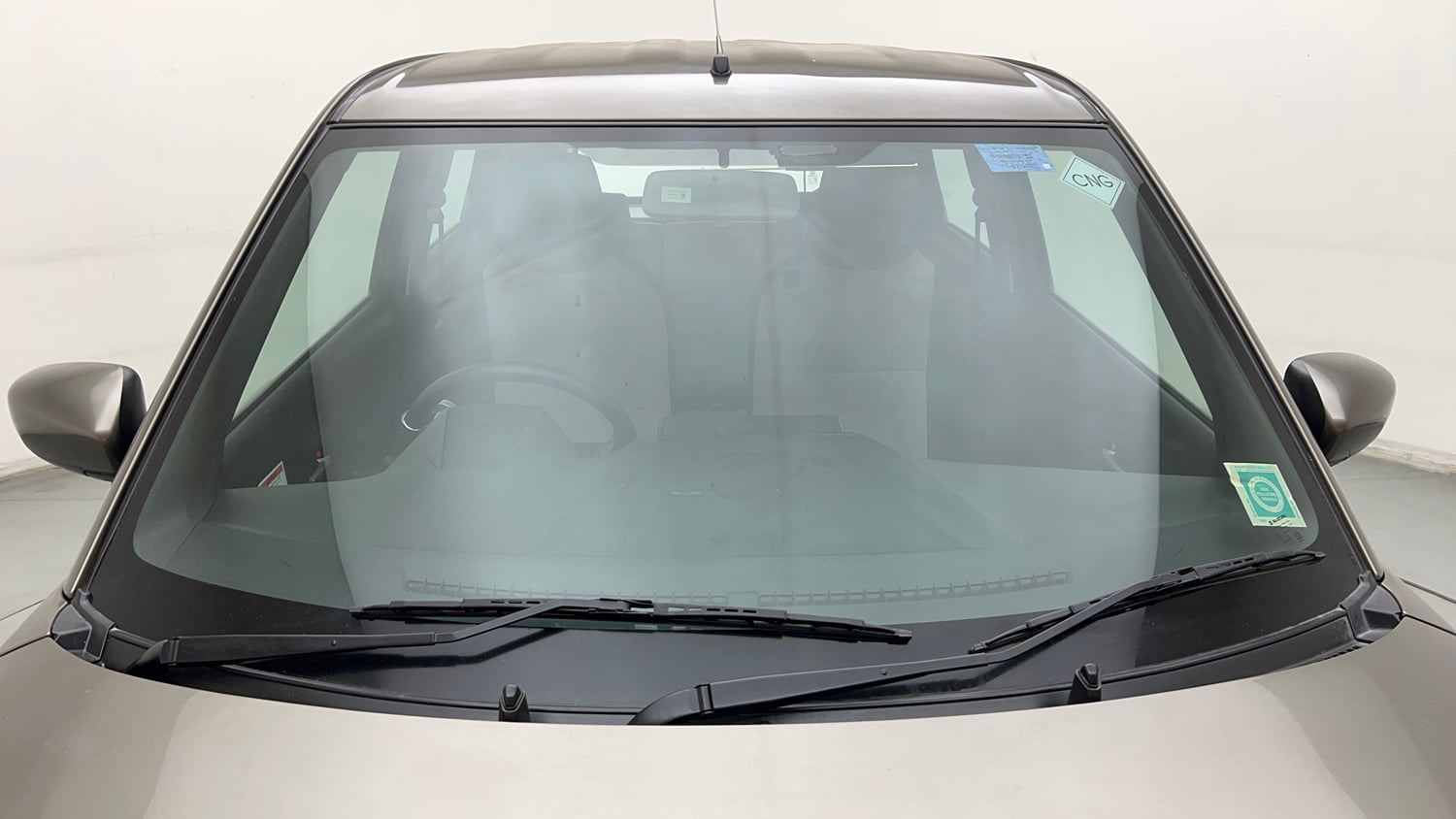 Used 2025 Maruti Suzuki Wagon R VXI 1.0 CNG Cng Manual exterior FRONT WINDSHIELD VIEW