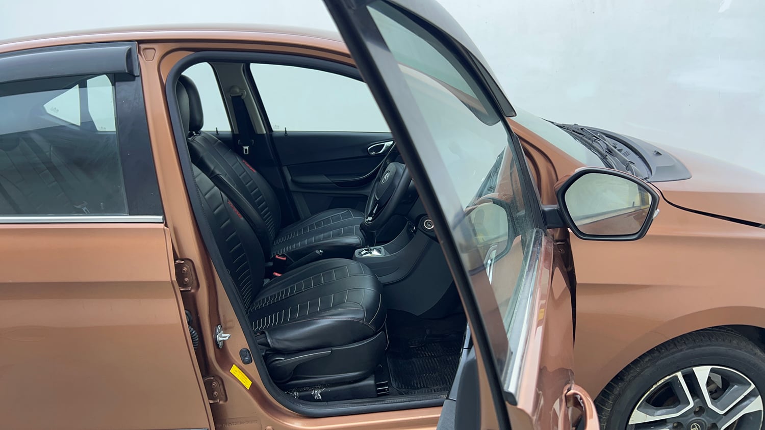 Used 2018 Tata Tigor Revotron XZA Petrol Automatic interior RIGHT SIDE FRONT DOOR CABIN VIEW