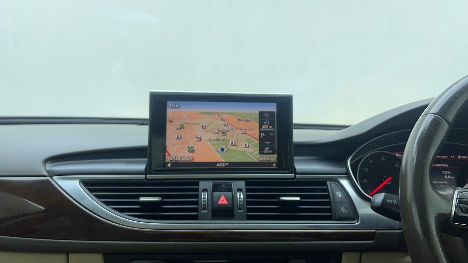 Used 2017 Audi A6 35 TFSI Petrol Automatic top_features Integrated (in-dash) music system