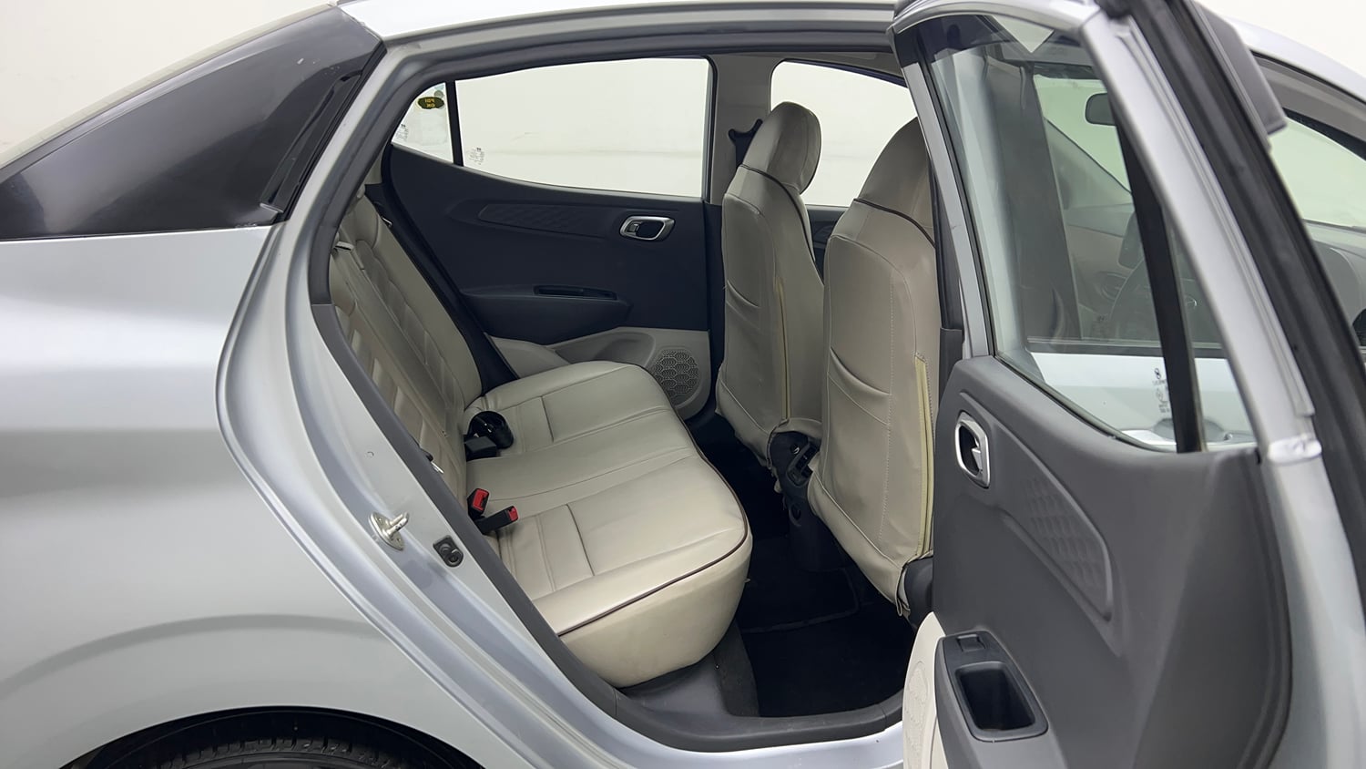 Used 2020 Hyundai Aura SX 1.2 Petrol Petrol Manual interior RIGHT SIDE REAR DOOR CABIN VIEW