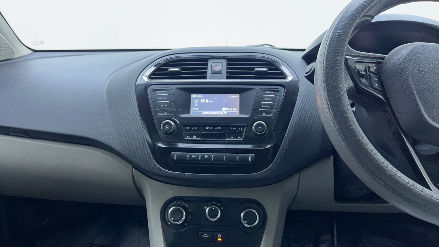 Used 2018 Tata Tiago Revotron XZA Petrol Automatic interior MUSIC SYSTEM & AC CONTROL VIEW