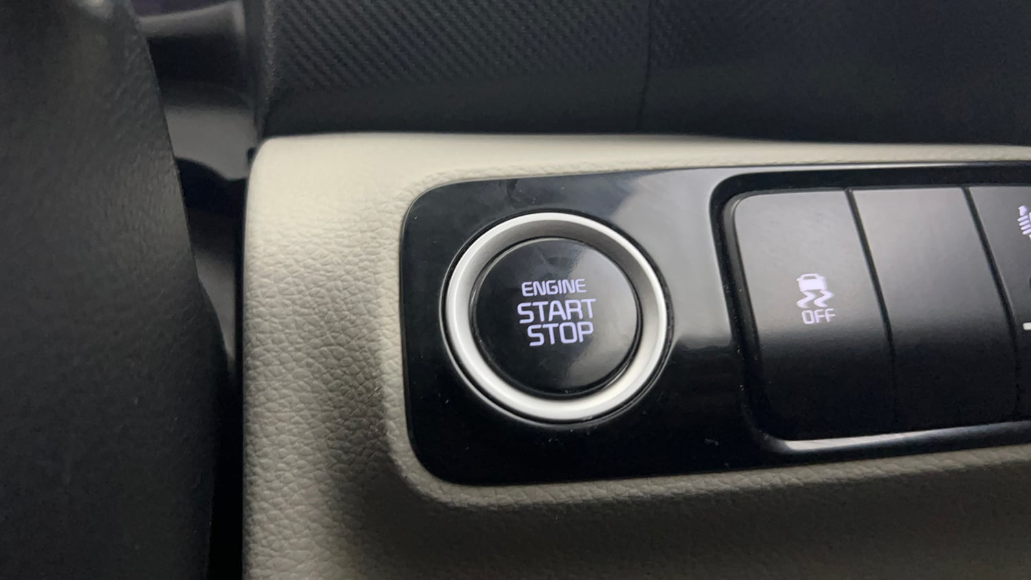Used 2022 Kia Sonet HTX Plus 1.5 Diesel Manual top_features Keyless start