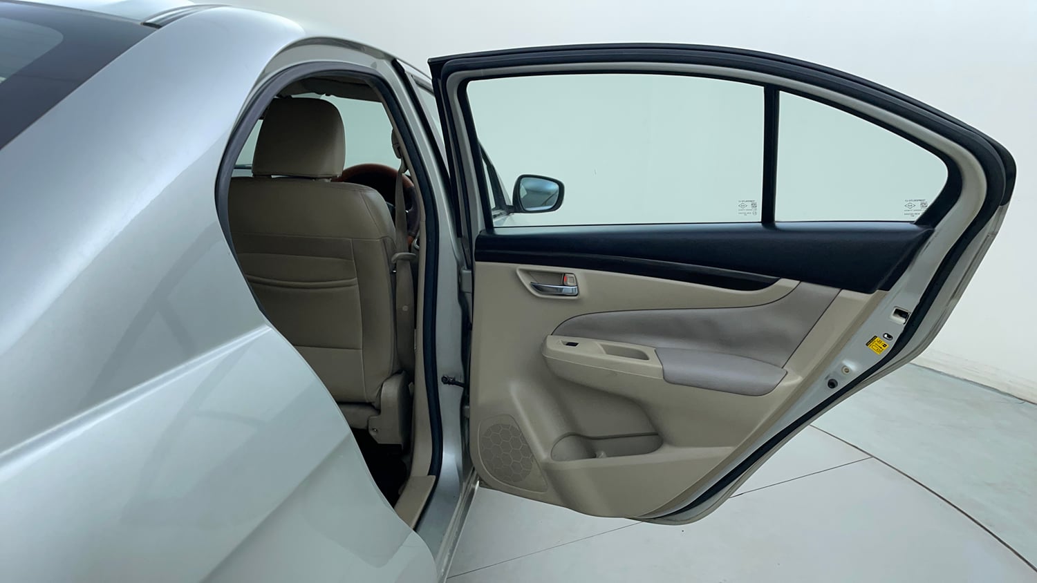 Used 2015 Maruti Suzuki Ciaz ZXI+ Petrol Manual interior RIGHT REAR DOOR OPEN VIEW