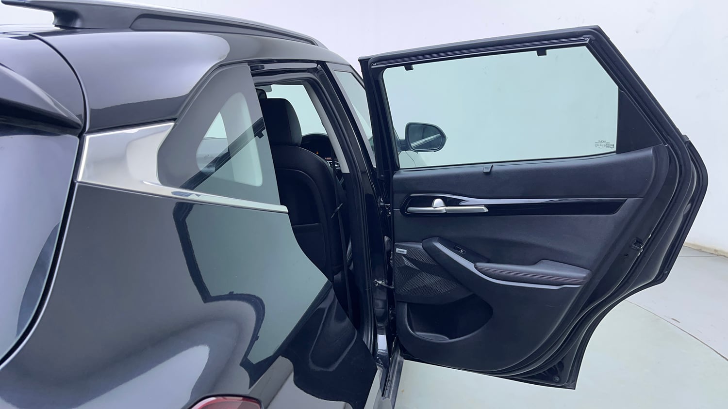 Used 2022 Kia Seltos GTX Plus 1.4 DCT Petrol Automatic interior RIGHT REAR DOOR OPEN VIEW