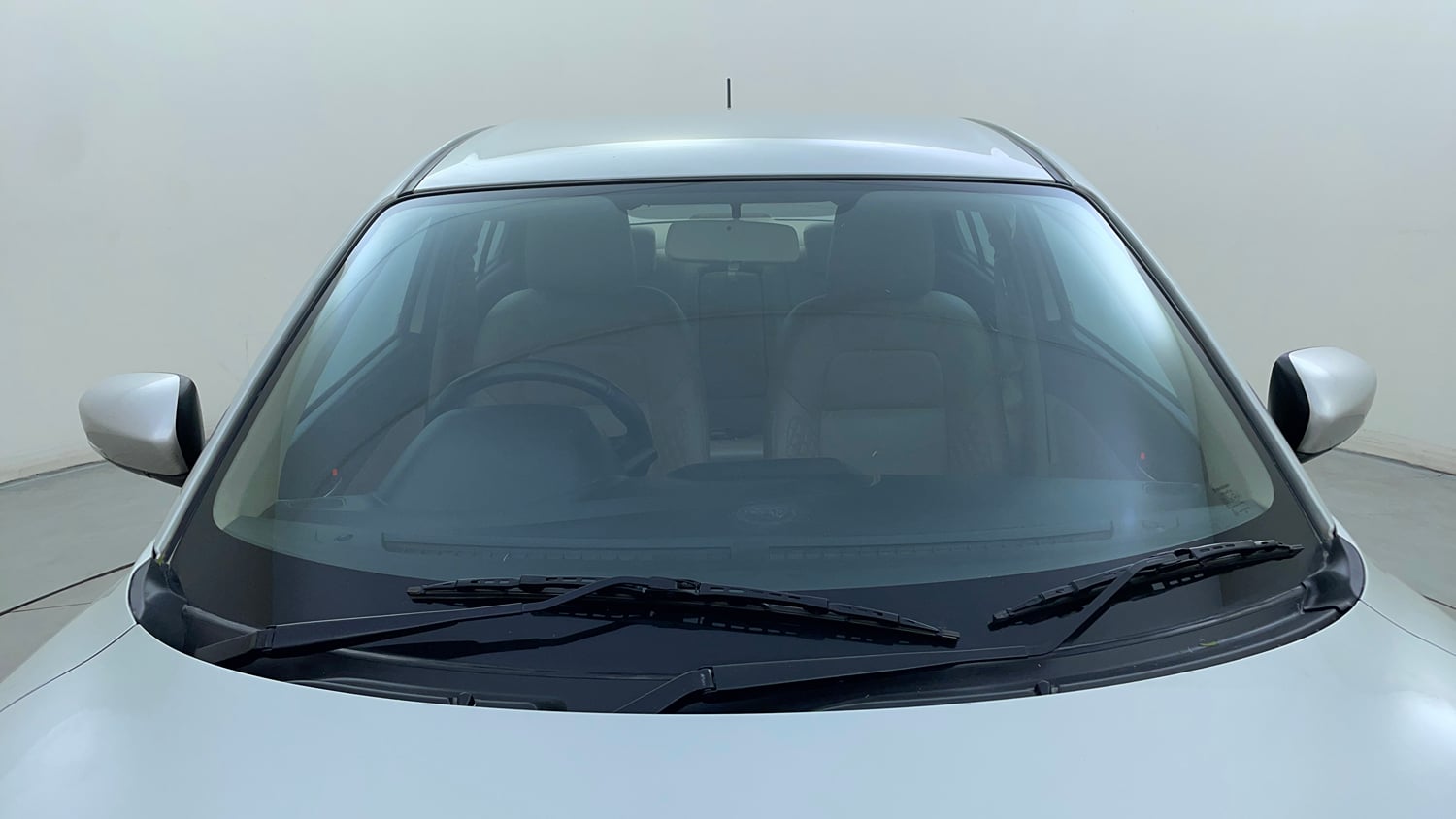 Used 2018 Maruti Suzuki Dzire ZXi Petrol Manual exterior FRONT WINDSHIELD VIEW