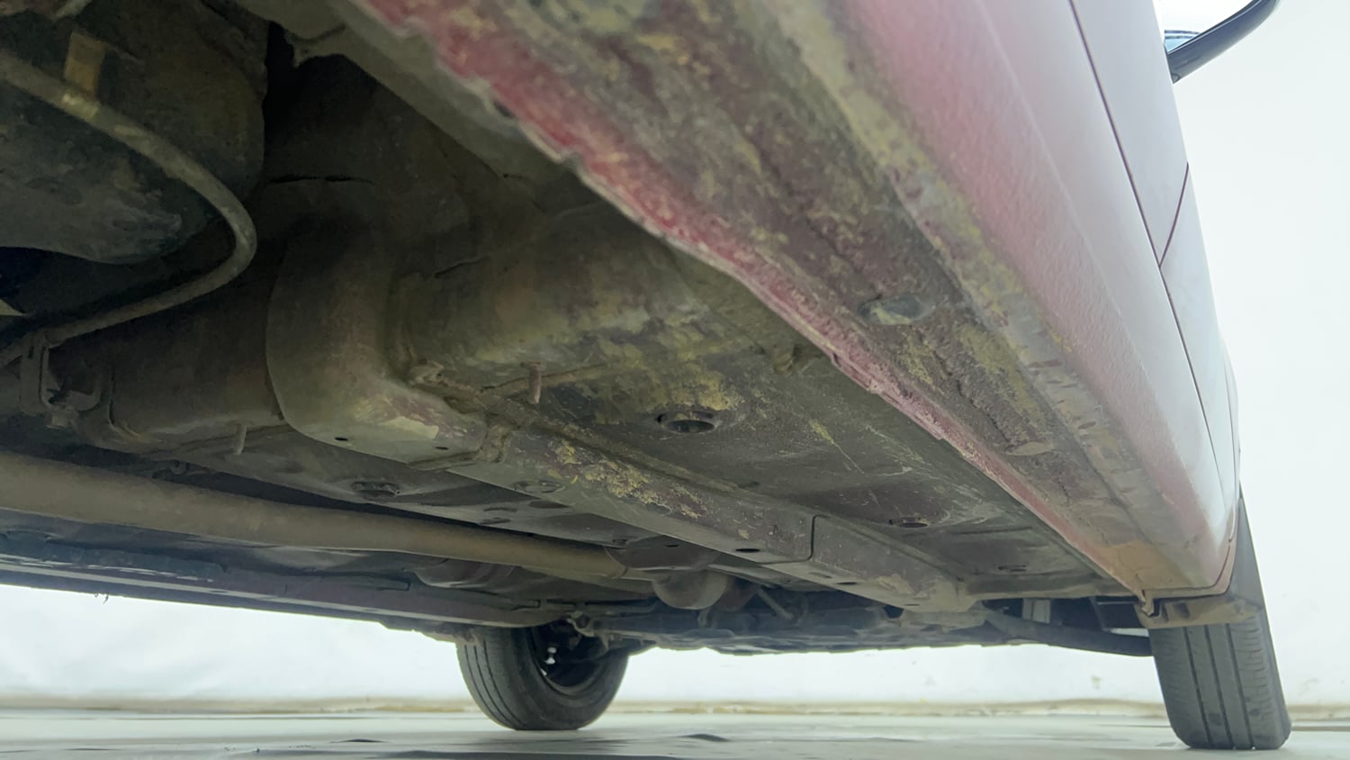 Used 2022 Hyundai Santro Sportz Petrol Manual extra REAR RIGHT UNDERBODY VIEW