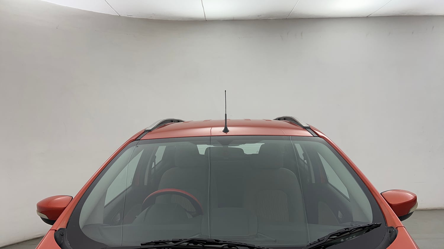 Used 2016 Ford EcoSport Titanium 1.5L Ti-VCT AT Petrol Automatic exterior FRONT WINDSHIELD VIEW
